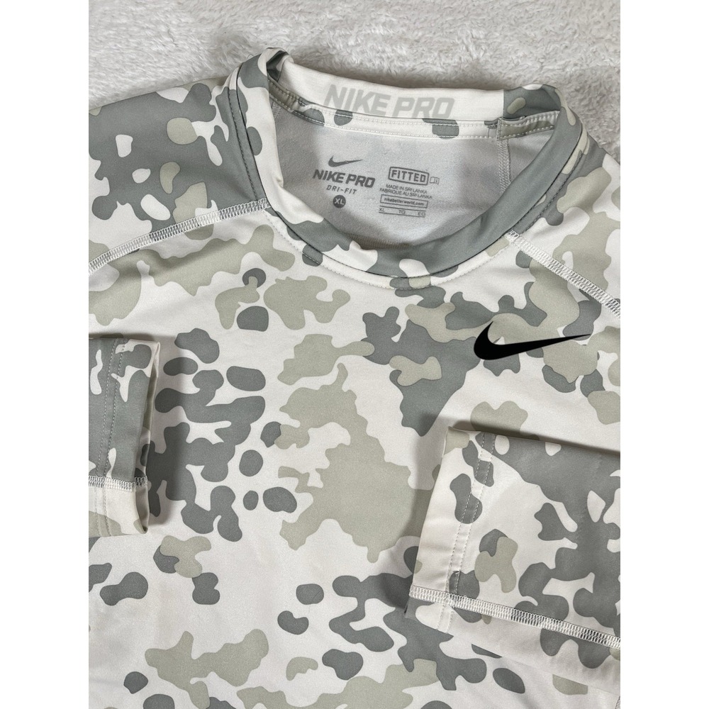 Nike Pro Dri Fit Fitted White‎ Arctic Digital Camo Long Sleeve Shirt Men's Sz XL